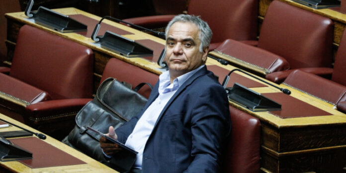 Σκουρλέτης: Η κυβέρνηση εφαρμόζει ακραία πολιτική λιτότητας-Κίνδυνος για νέο μνημόνιο