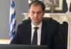 Κόντρα Θεοχάρη-Βελόπουλου στη βουλή για τα γιατροσόφια και ανασχηματισμό