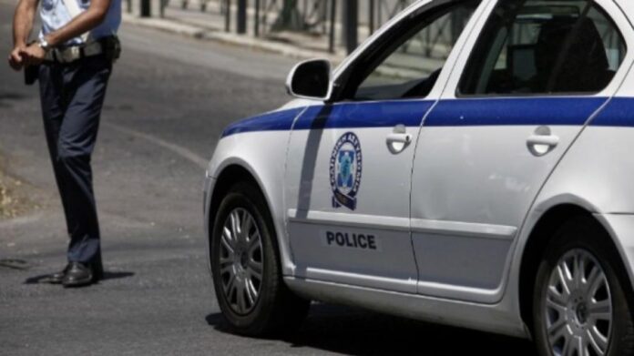 Ε.Ο. Καβάλας – Θεσσαλονίκης: Επεισοδιακή καταδίωξη 36χρονου που μετέφερε 25 παράνομους μετανάστες