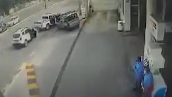 Θεαματική σύλληψη μελών εγκληματικής οργάνωσης αλλοδαπών για ληστείες, κλοπές και ναρκωτικά – (VIDEO)