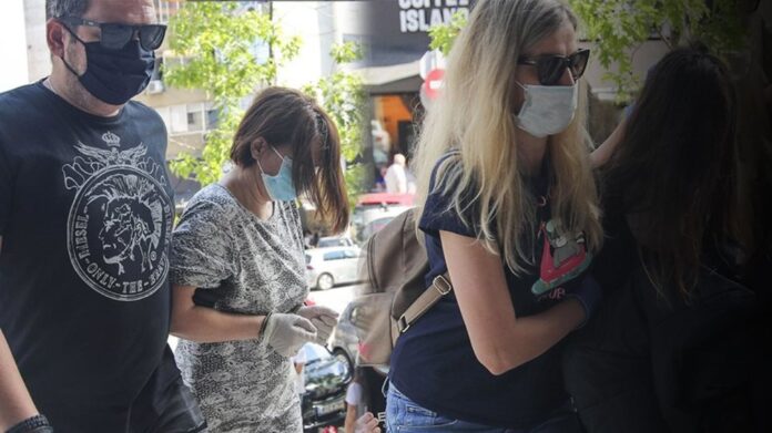 Δολοφονία στον Εύοσμο: «Λένε ψέματα μάνα και κόρη» υποστηρίζει η αδερφή του 49χρονου