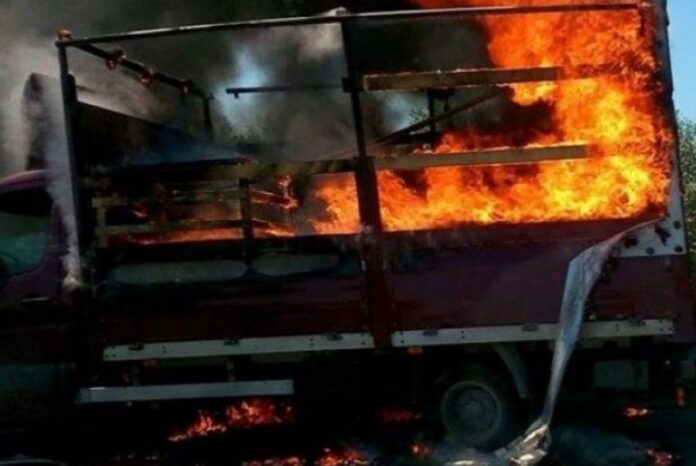 Κατερίνη: Κάηκε ξύλινο λυόμενο στον Κορινό