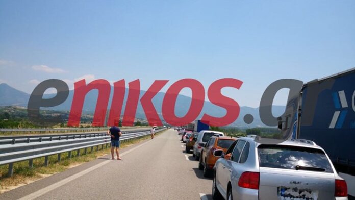 Προμαχώνας: Ατελείωτες ουρές στα σύνορα – Μεταβαίνει εκτάκτως ο γ.γ. Δημόσιας Υγείας – ΦΩΤΟ