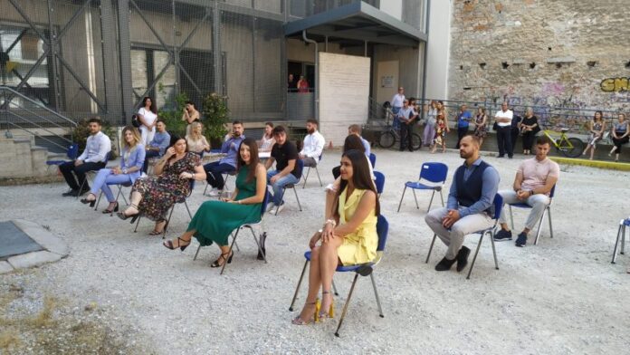 Συγκίνηση σε τελετή ορκωμοσίας φοιτητών του Πανεπιστημίου Θεσσαλίας