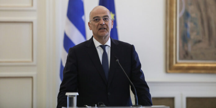 Μήνυμα Δένδια σε Τουρκία: Αν παραβιαστεί η κυριαρχία της χώρας, η Ελλάδα θα πράξει το καθήκον της