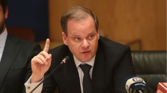 Αντιπαράθεση Καραμανλή – Λοβέρδου για τις αποφάσεις της Συνόδου Κορυφής για την Τουρκία