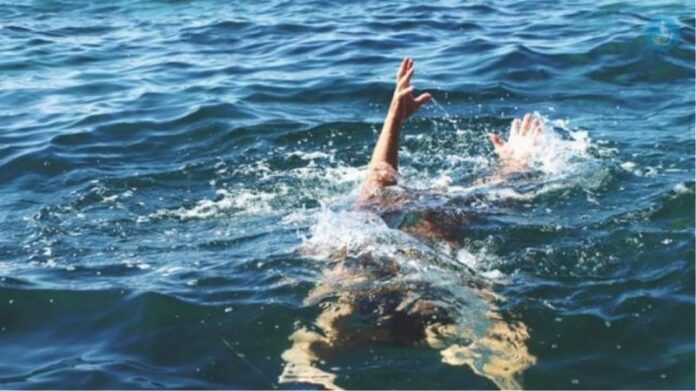 Τρεις ηλικιωμένοι έχασαν τη ζωή τους ενώ κολυμπούσαν σε Χαλκιδική και Ωρωπό