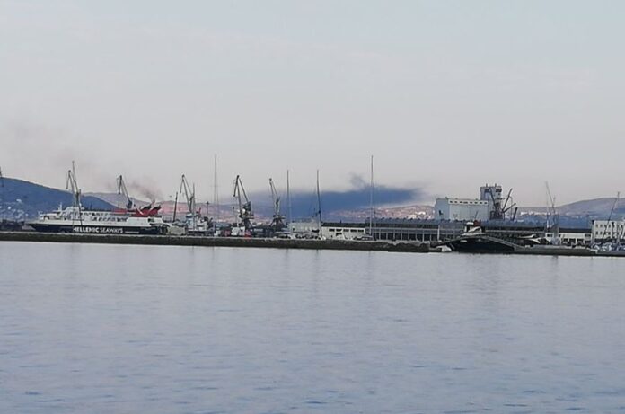 Τεστ πυροσβεστήρων και μαύρος καπνός στην ΒΙΠΕ (ΕΒΕΤΑΜ)