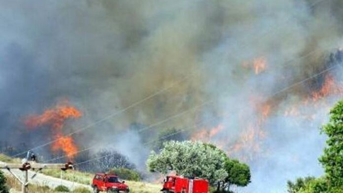 Φωτιά στα Κύθηρα