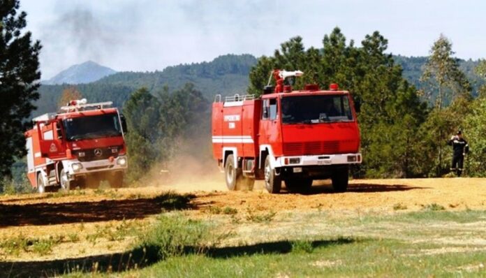 Φωτιά σε 1,5 στρέμμα ξερών χόρτων στα Μελισσάτικα