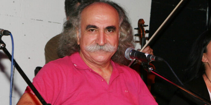 Πέθανε ο γνωστός ρεμπέτης Αγάθωνας