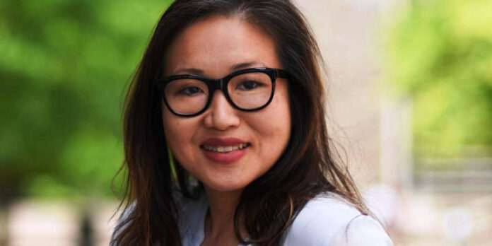 Στη Θεσσαλονίκη η νέα γενική πρόξενος των ΗΠΑ -Εφθασε παρέα με τον σκύλο της