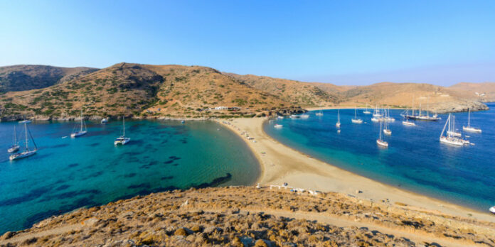 Κύθνος: 45χρονη τραυματίστηκε σε ατύχημα με ταχύπλοο σκάφος