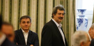 Κεραυνοί Πολάκη κατά Τσακαλώτου που αμφισβήτησε τα «δικαιώματα της ηγετικής ομάδας»