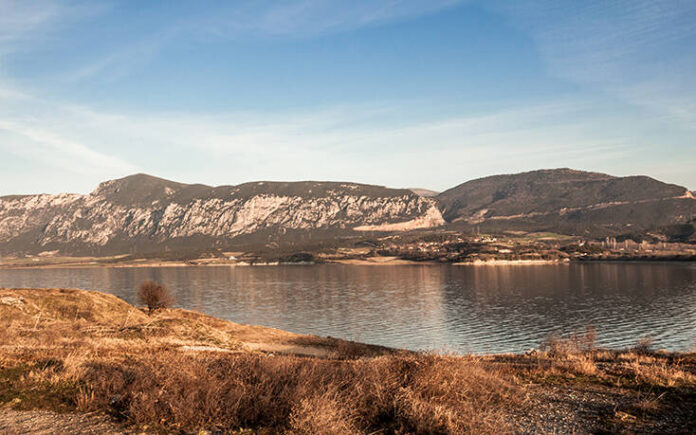 Κοζάνη: Ανασύρθηκε νεκρός άνδρας από λίμνη
