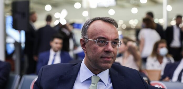 Σταϊκούρας: Συνδρομή των ασφαλισμένων για το εμβόλιο του κορονοϊού εάν χρειαστεί