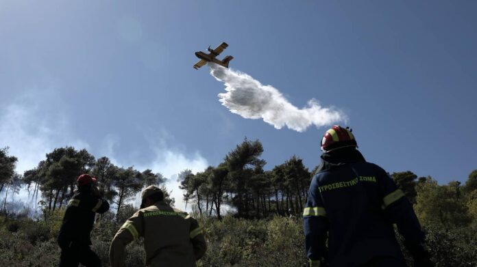 Σε ποιες περιοχές είναι υψηλός ο κίνδυνος πυρκαγιάς την Παρασκευή