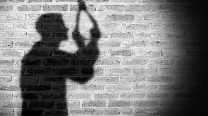 Σοκ στην Αλεξανδρούπολη: 46χρονος κρεμάστηκε μέσα στο μαγαζί του