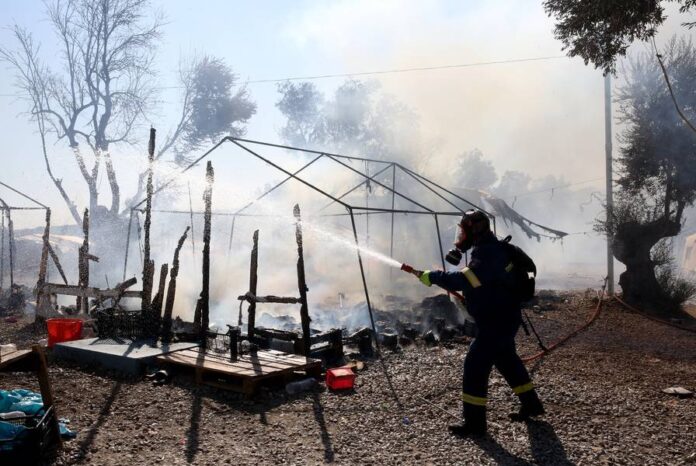 Η Μόρια μάνα μ’ καίγεται…