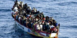 Στη θάλασσα έπεσαν 75 μετανάστες για να φτάσουν κολυμπώντας ως τη Σικελία!