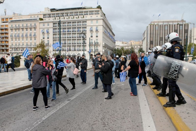 20201028_astynomia_agnwstos_stratiwtis