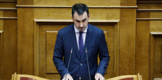 Χαρίτσης: Η κυβέρνηση καταργεί την αρχή της αναλογικότητας στην Αυτοδιοίκηση
