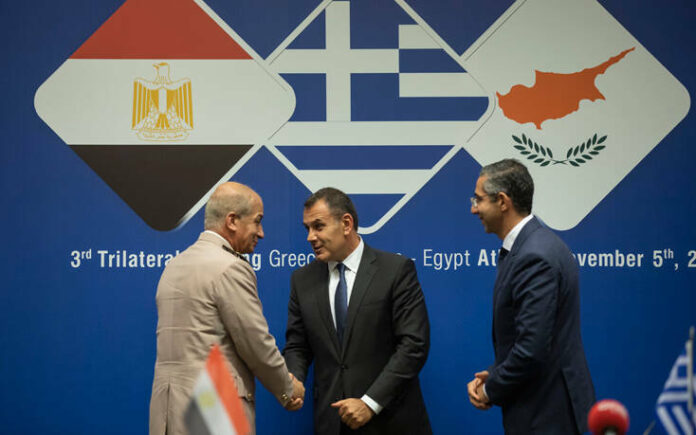 Νέα τριμερής συνάντηση Ελλάδας, Αιγύπτου και Κύπρου την Τετάρτη στη Λευκωσία