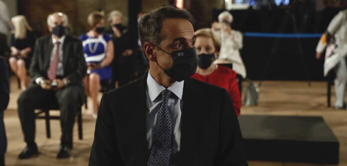 Ως ιδανικοί αυτόχειρες με αριστεροδεξιές αποκλίσεις…