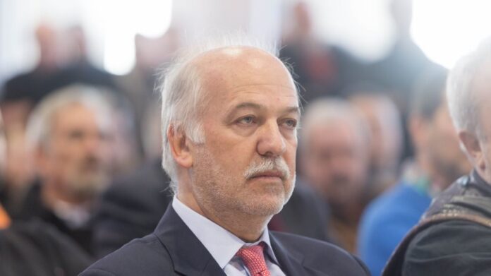 Γιώργος Φλωρίδης: Ο Ρουπακιώτης δεν έλεγε ότι ΗΠΑ και Εβραίοι είναι πίσω από τις διώξεις της ΧΑ;