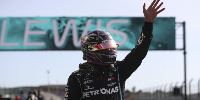 Formula 1: Ο Χάμιλτον ξεπέρασε τον Σουμάχερ -Εγινε ο κορυφαίος όλων των εποχών!