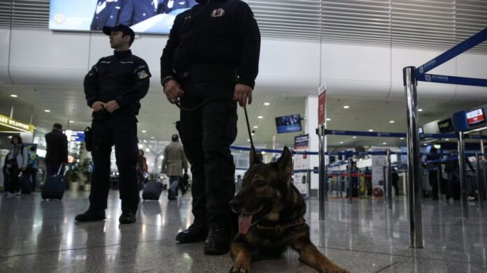 Ελ. Βενιζέλος: Αλλοδαποί προσπάθησαν να περάσουν περίπου 100 κιλά ναρκωτικών σε βαλίτσες