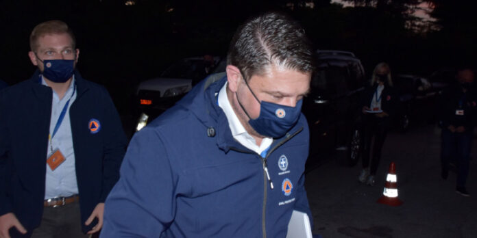 Στη Σάμο ο Χαρδαλιάς με ειδικά κλιμάκια της ΕΜΑΚ και του ΕΚΑΒ