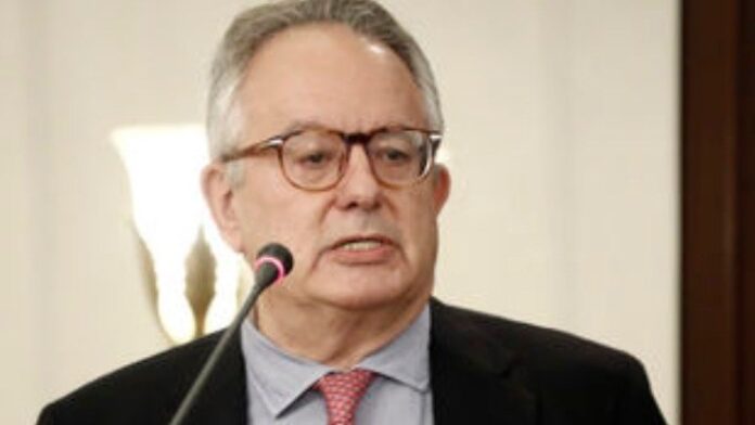 Αλιβιζάτος: Εκπλήσσομαι που δικαστικοί λειτουργοί χαρακτήρισαν αντισυνταγματική την απαγόρευση