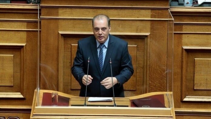 Βελόπουλος: Εκτελέσατε την οικονομία και θα αφήσετε τους Έλληνες πεινασμένους, άεργους και άνεργους