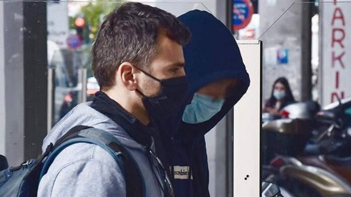 Έγκλημα στις Σπέτσες: Η συγκλονιστική περιγραφή της μητέρας του 26χρονου – Τα τελευταία λόγια του θύματος