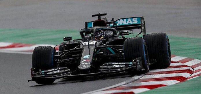 Formula 1: Παγκόσμιος πρωταθλητής για 7η φορά ο Χάμιλτον – Έφτασε τον μεγάλο Σουμάχερ! (ΦΩΤΟ)