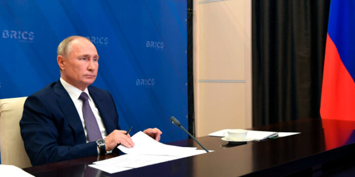 Πούτιν: Η Ρωσία έτοιμη να παράσχει σε άλλες χώρες το εμβόλιο για τον κορωνοϊό