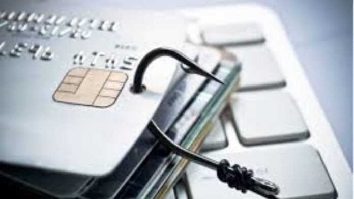 Κέρκυρα: Διέπραξαν επτά διαδικτυακές απάτες