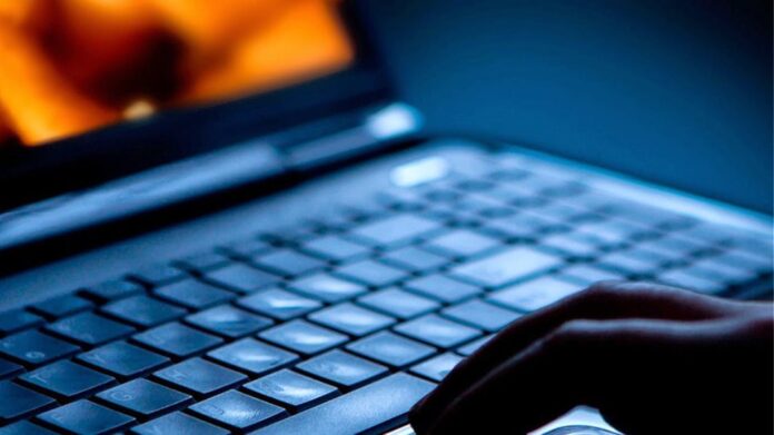 Διαδικτυακή απάτη στην Πτολεμαΐδα: Πούλησε καναπέ αλλά δεν παρέλαβε ποτέ το αντίτιμο