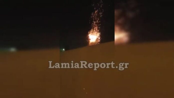 Λαμπάδιασε καμινάδα στη Λαμία (video)