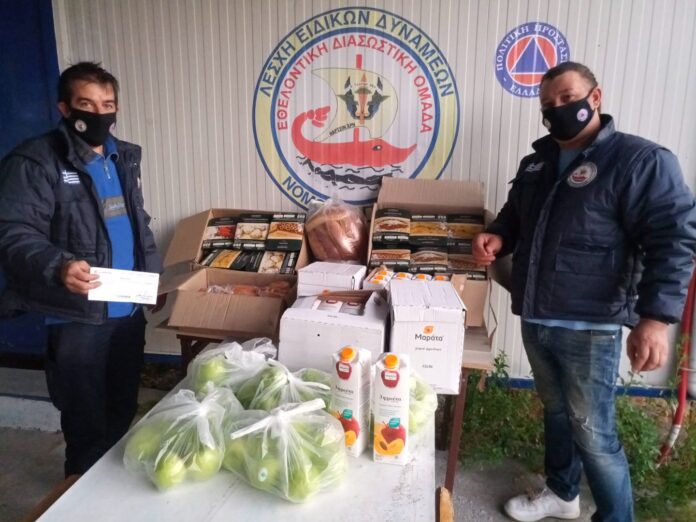 Εθελοντής μετέτρεψε την δωροεπιταγή του σε 50 γεύματα για άπορους