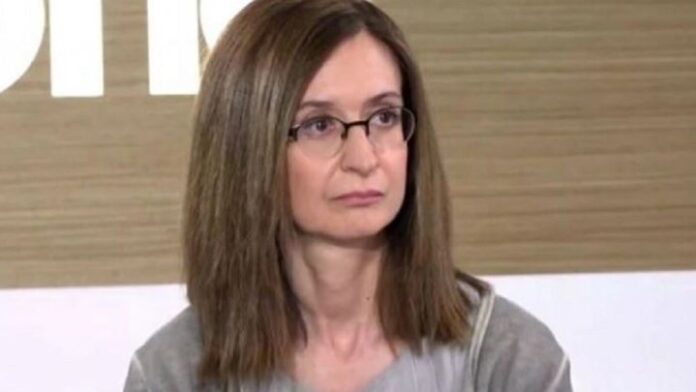 Παραιτήθηκε η Δήμητρα Κρουστάλλη από το “Βήμα” – Καταγγέλλει “ασφυκτική πίεση Μαξίμου” – Κόντρα Πέτσα με ΣΥΡΙΖΑ