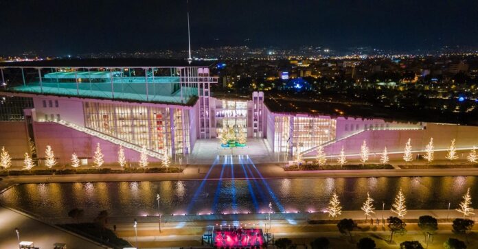 Εντυπωσιακές εικόνες: Τα Χριστούγεννα ήρθαν στο Ίδρυμα “Σταύρος Νιάρχος” (φωτο)