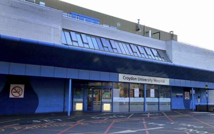 Καταστράφηκαν εμβόλια της Pfizer στη Βρετανία