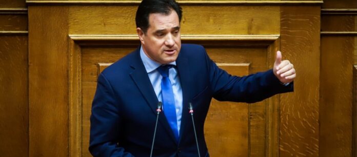 Α.Γεωργιάδης: «Θα ανοίξουμε και θα ανεβαίνουν τα κρούσματα λόγω της κινητικότητας»