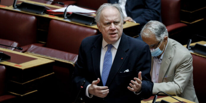 Κατρούγκαλος: Να πιέσει η κυβέρνηση για ισχυρές κυρώσεις κατά της Τουρκίας