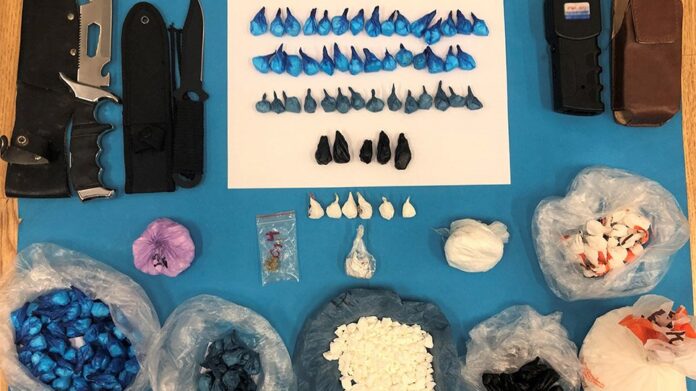 «Οικογενειακή επιχείρηση» πουλούσε κοκαΐνη με… delivery σε βίλες της Αττικής – (ΦΩΤΟ)