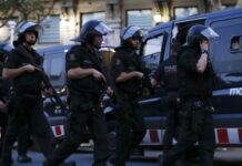 Ξήλωσαν τη «ναρκοτράπεζα» της κοκαΐνης! 21 συλλήψεις σε 5 χώρες και δεσμεύσεις 20 εκατ. ευρώ Ισπανία: Δύο άνδρες πουλούσαν ναρκωτικά για να χρηματοδοτήσουν... φυλετικό πόλεμο