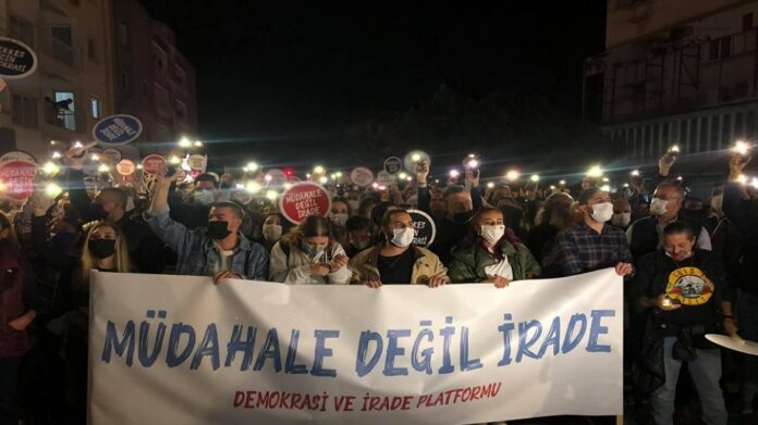 Κύπρος: Τουρκοκύπριοι διαδήλωσαν στη Λευκωσία για «ελευθερία και ειρήνη»