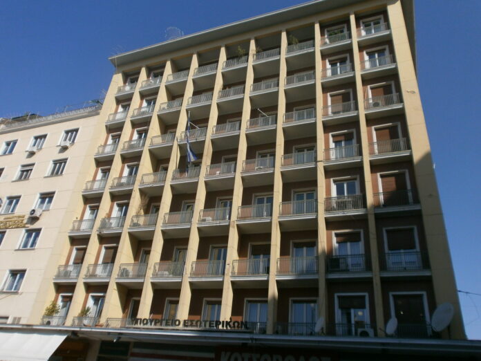 Αναρτήθηκαν από το υπουργείο Εσωτερικών οι θέσεις για μετατάξεις και αποσπάσεις